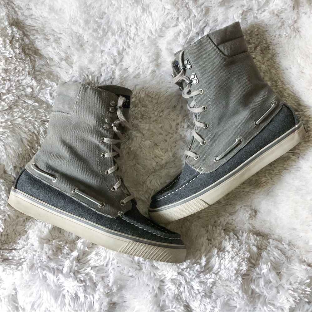 sperry | high top roll down plaid shoes 7.5